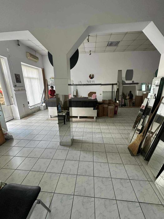 Spatiu comercial, intrare din strada, curte, strada Mihai Viteazul