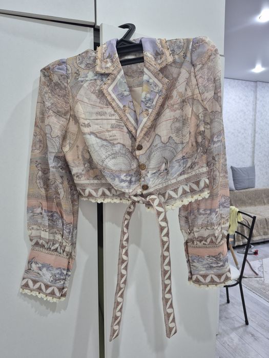 Продается платье костюм