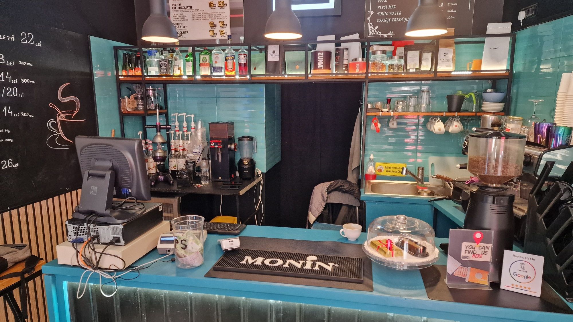 Cafenea / bar , afacere la cheie zona Brezoianu
