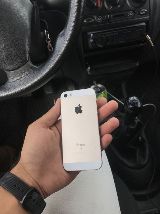 iphone SE gold 16 gb LL/A