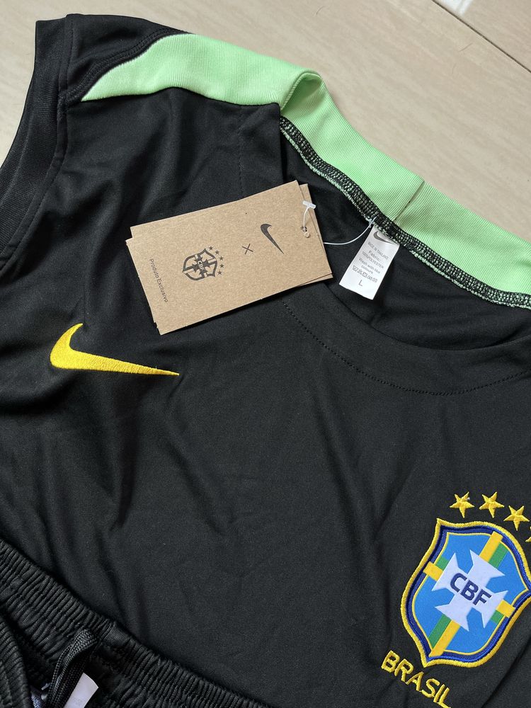 Brazilia compleu meieu + pantaloni scurti