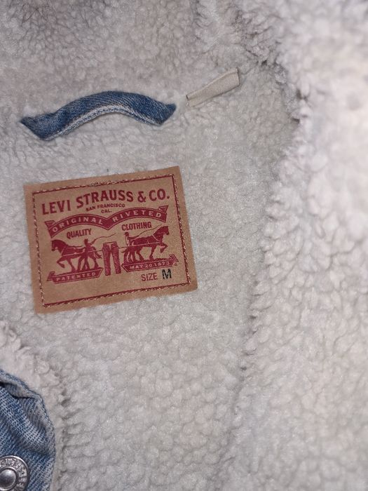 Geacă Levis denim îmblănită
