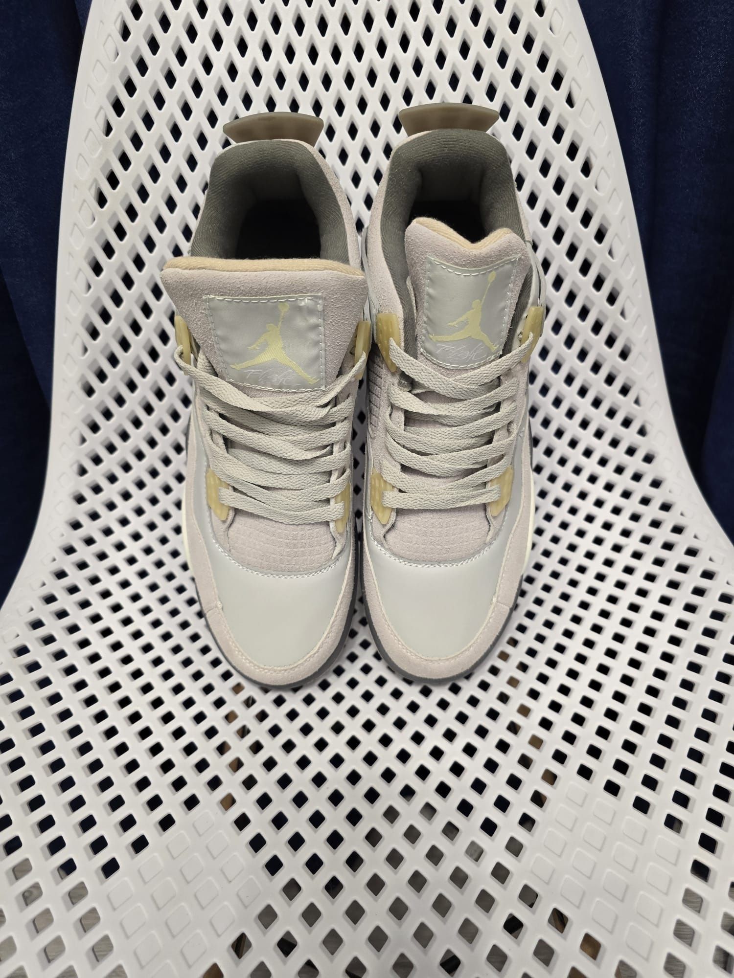 Nike jordan 4 nr 44 int 28 cm preț 450 lei