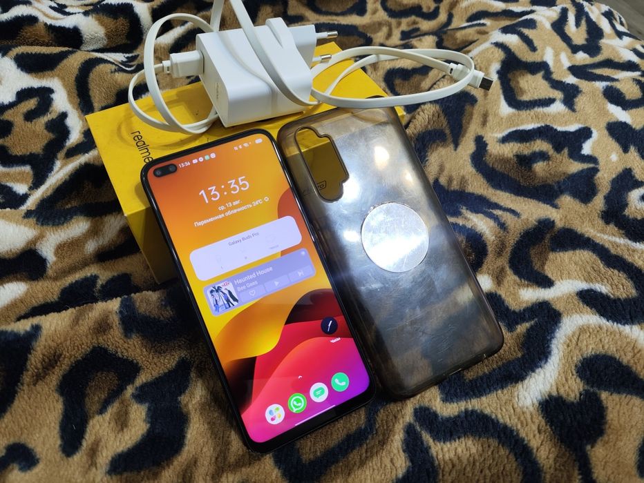 Смартфон Realme 6 pro