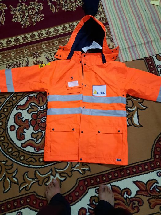 Зимняя  куртка новый