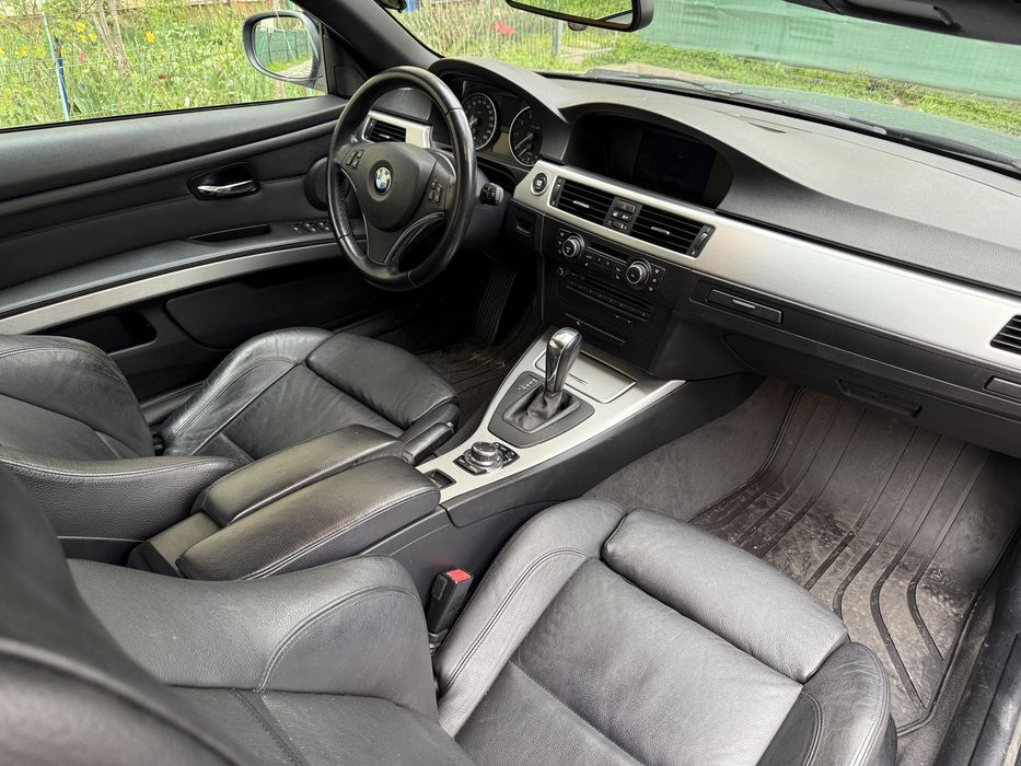 BMW E93 320 Cabrio , 2012 2.0 benzina