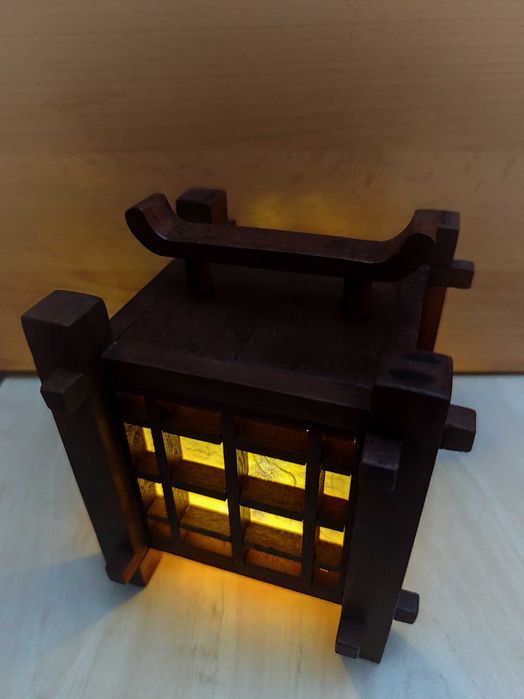 lampa stil japonez lucrata manual din lemn mahon
