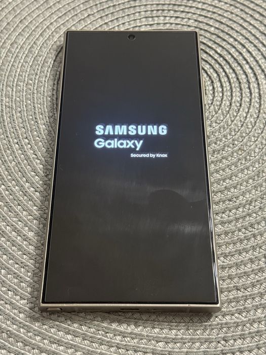 Samsung S24 Ultra 256 Gb ca Nou!