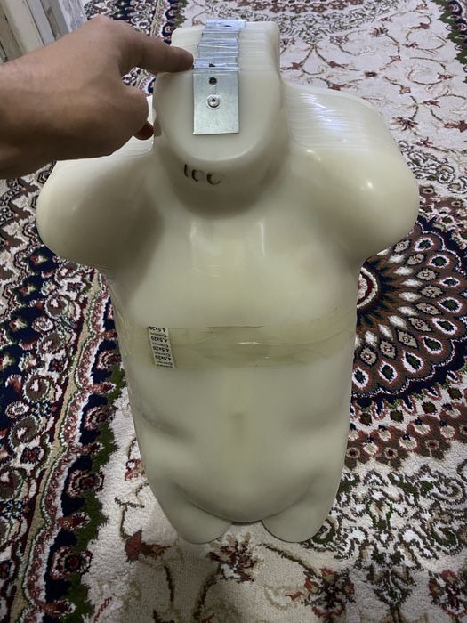 40 ta maniken bor bir ishlatilgan uyda yotibdi hozir