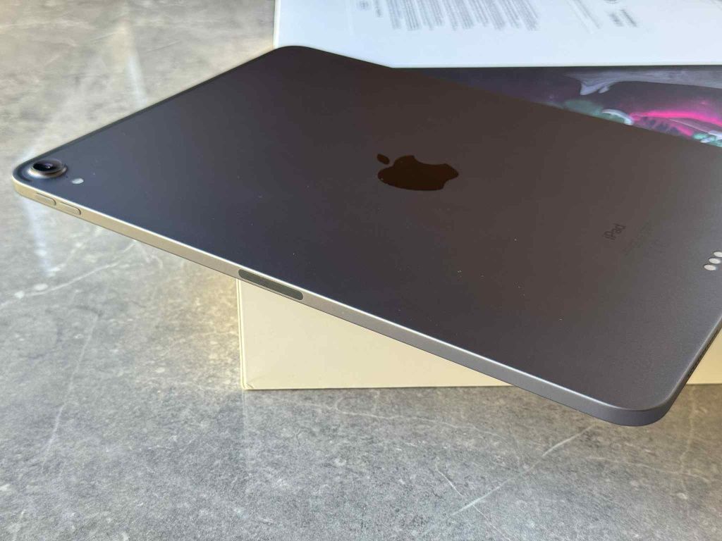 iPad Pro 11" 1st Gen 256GB WiFi