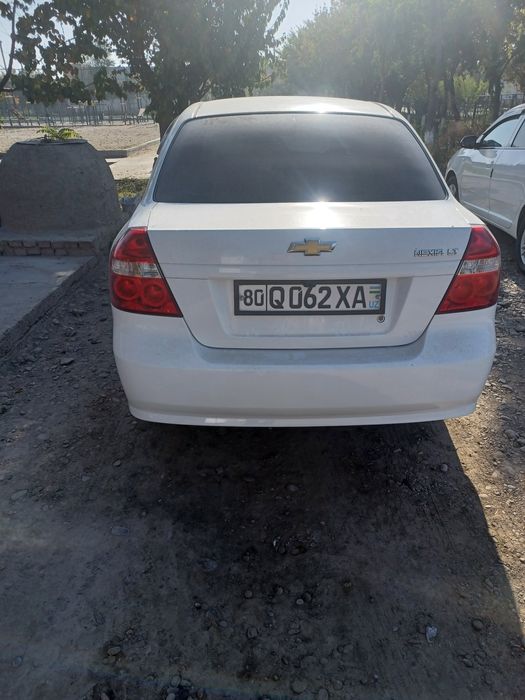 Ravon oq kiraska toza moshina òzimni otimga yuriganiga kiraskasiga jav