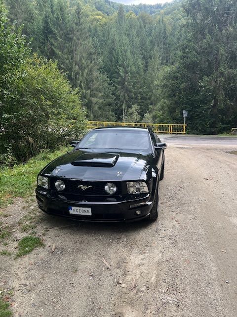 Ford Mustang Ford Mustang – 4.0 V6 – 2006 – Doar 60.000 km