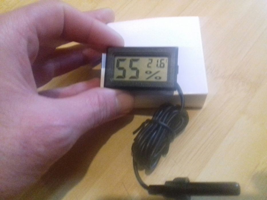 Termometru de panou cu sonda