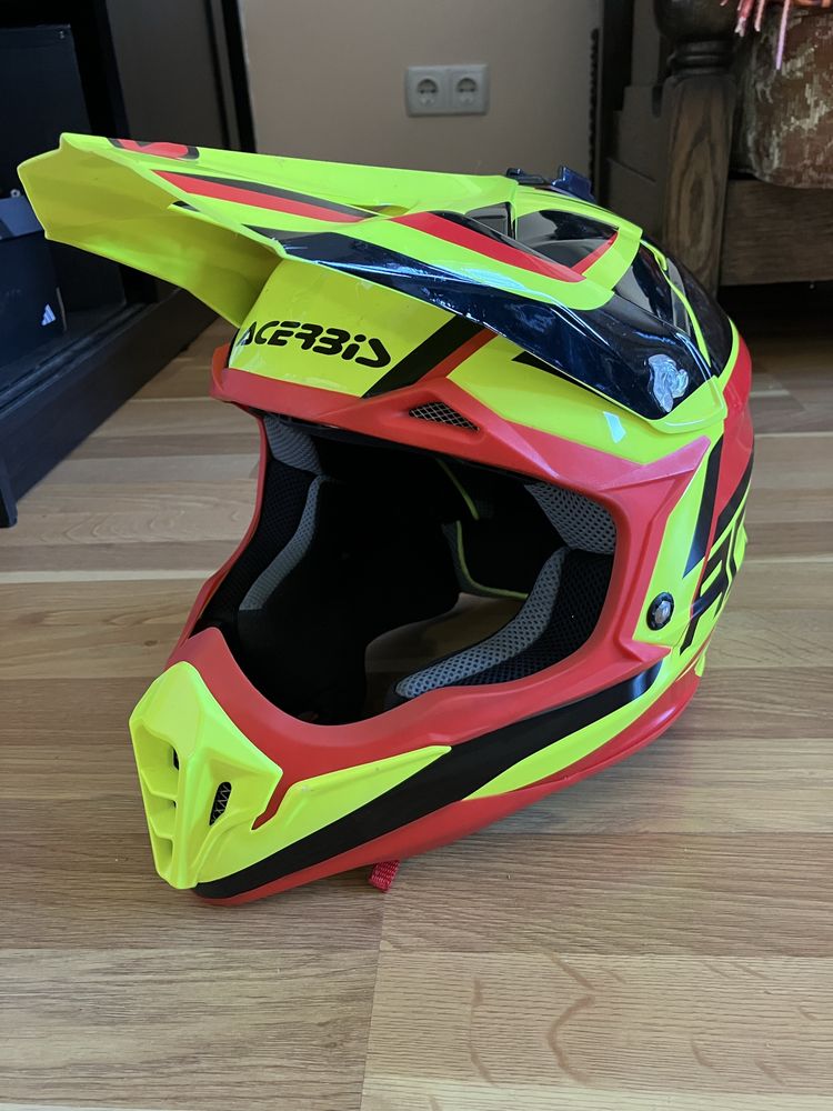 ендуро каска Acerbis