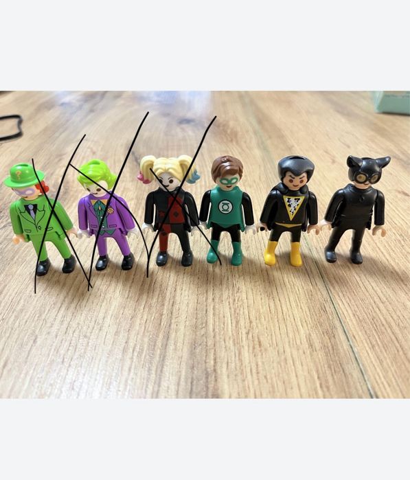 Киндер играчки DC