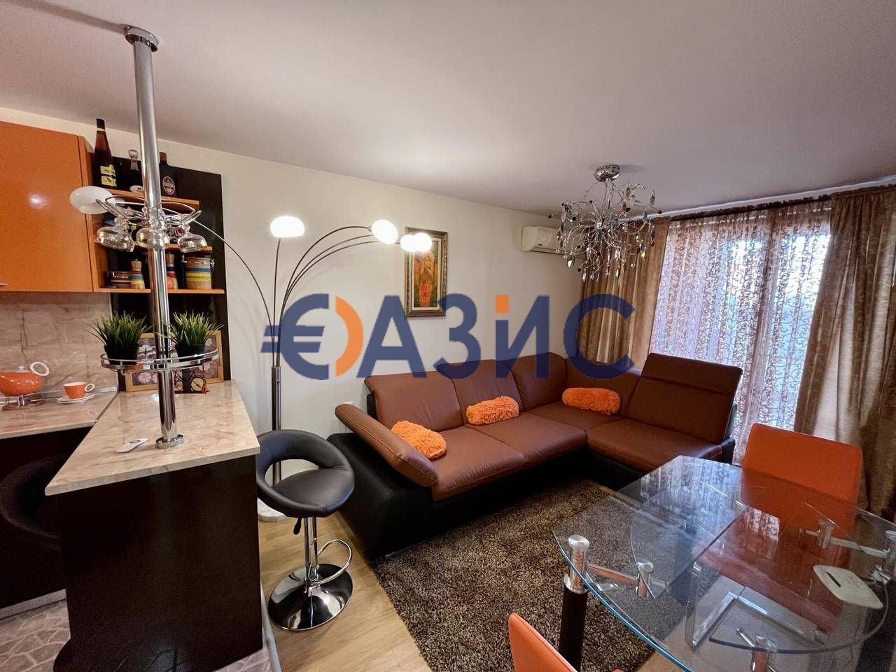 Продава се Двустаен апартамент в Свети Влас - 76 кв.м за 948 €/кв.м - Снимка #2