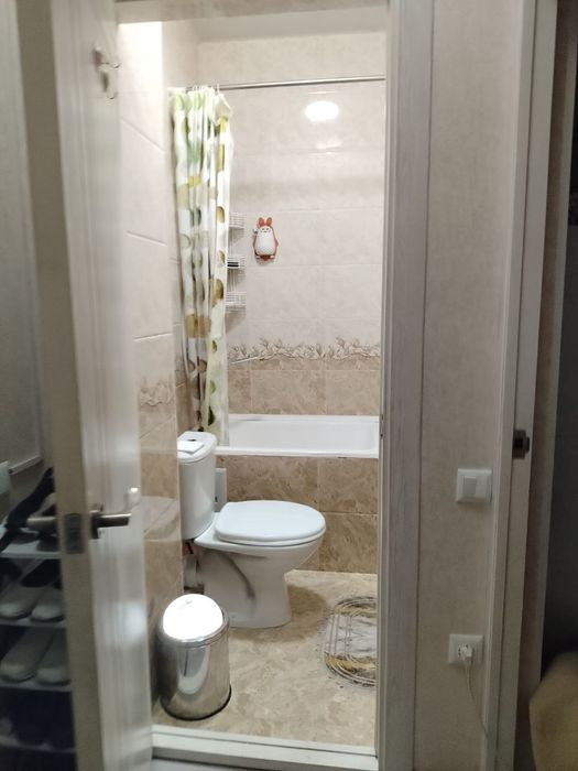 Qorasuv 6da 1xonali uy sotiladi