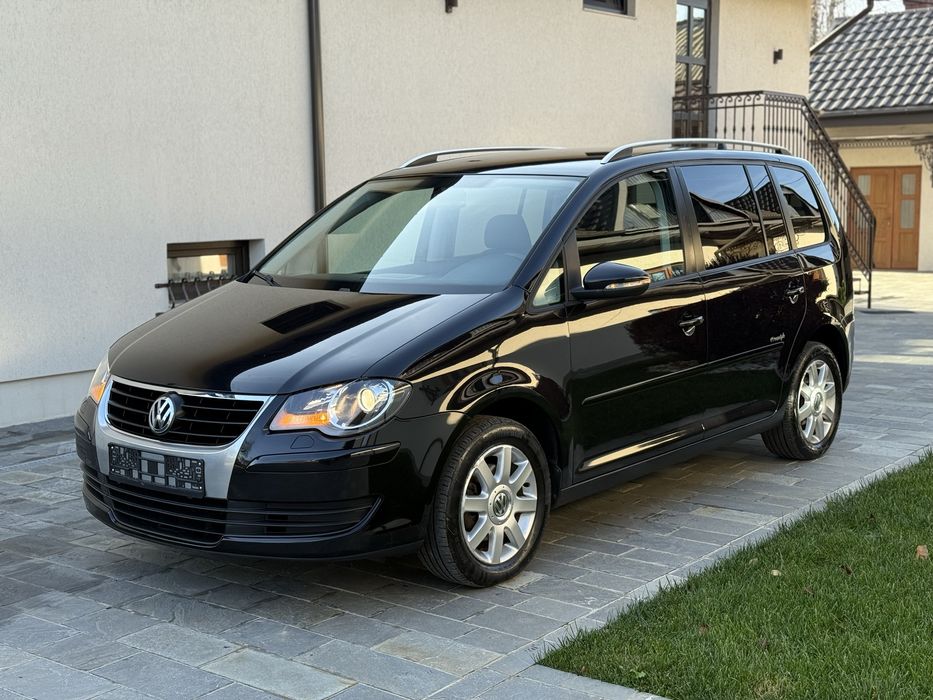 Vw Touran 2010 7 locuri FreeStyle 1.9 105CP ~ KM ABSOLUT REALI ~