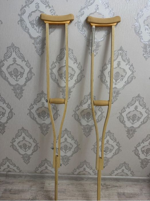 Костыли  новые. 5000тенге