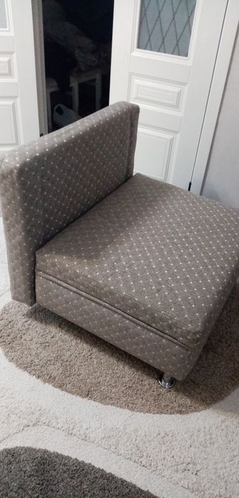 Продам складной небольшой диванчик