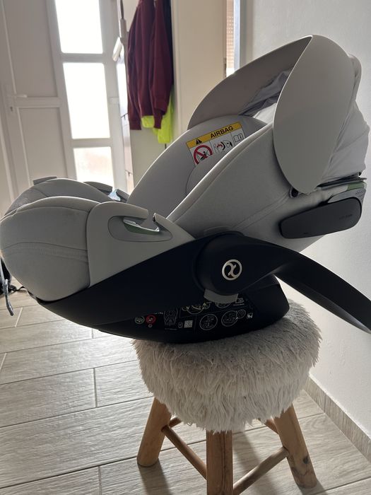 De vanzare Cybex Cloud T i-Size Plus/Platinum White-light grey