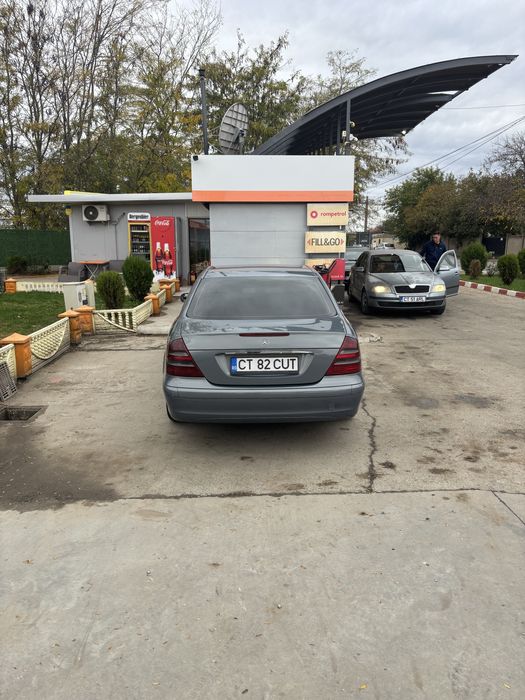 Mercedes w211 E220