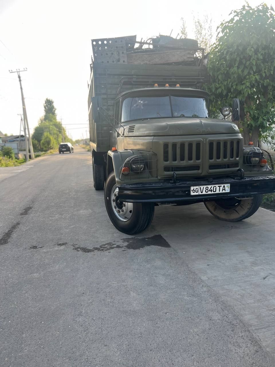 Zil 131 sotiladi