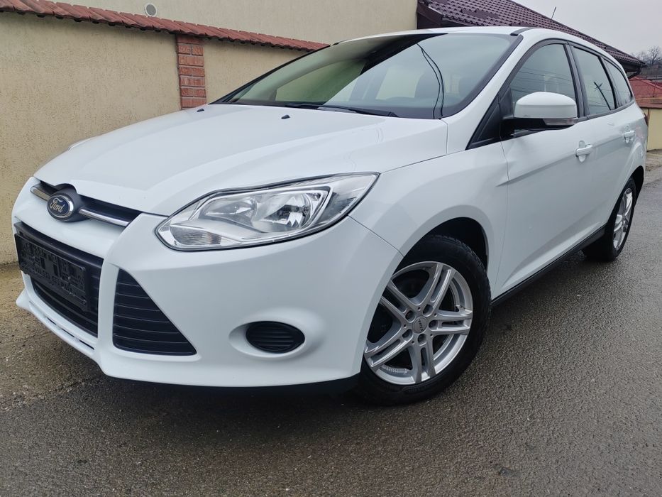 Ford Focus 1.6 Diesel Fab. 2014 E5 Impecabil Aer condiționat Comenzi v