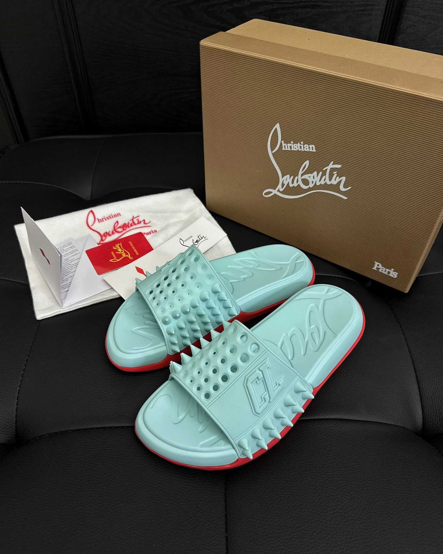 Papuci / slapi Louboutin Premium