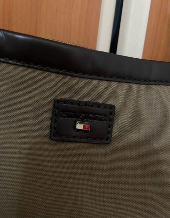 Geanta Tommy Hilfiger