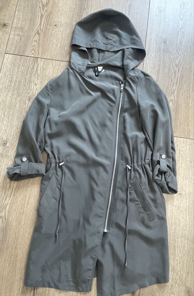 Trenci usor H&M xs