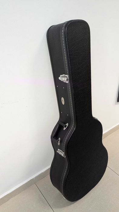 Куфар за акустична китара (guitar hard case)