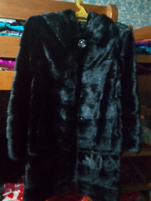 Норковая шубы в идеальном состояние носили всего 1 раза