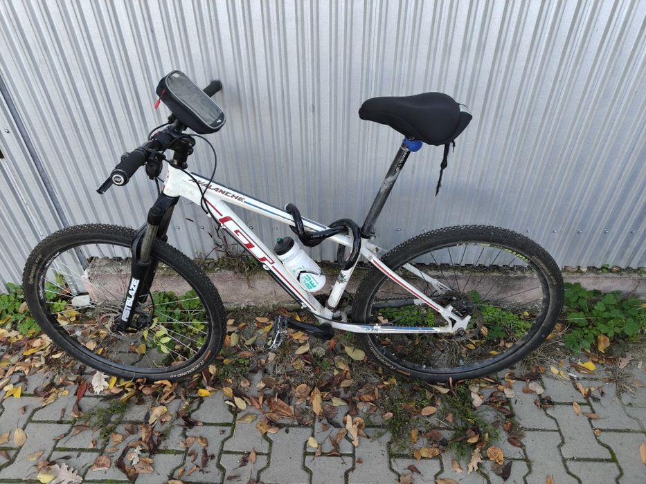 Bicicleta GT Avalanche 27.5