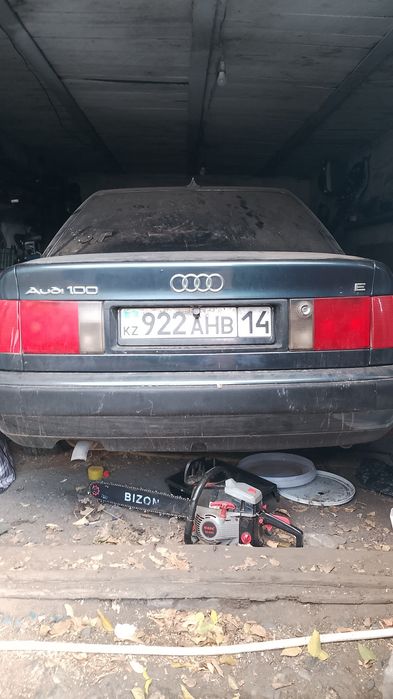 Продам Ауди 100 С4 объем 2.3 не на ходу