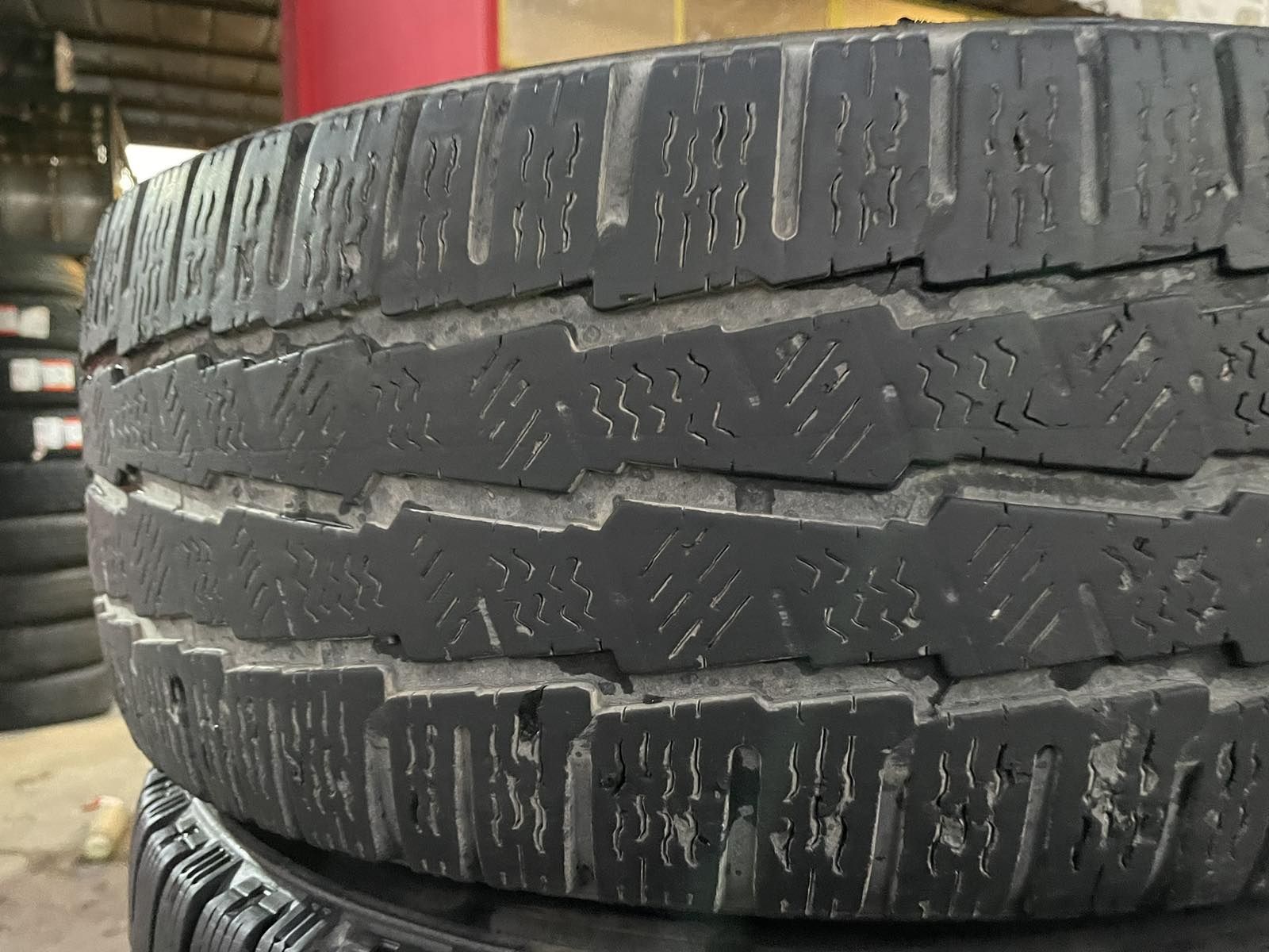 4бр. 235/65/16 C Michelin Agilis Alpin - Бусови гуми