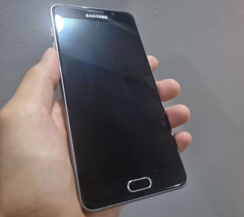 Samsung A7 2016 sotiladi