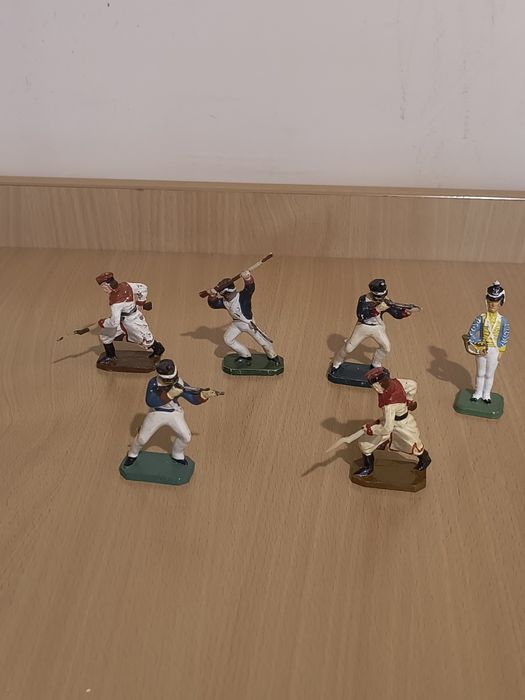 Стари колекционерски фигурки - 60 лв обща цена