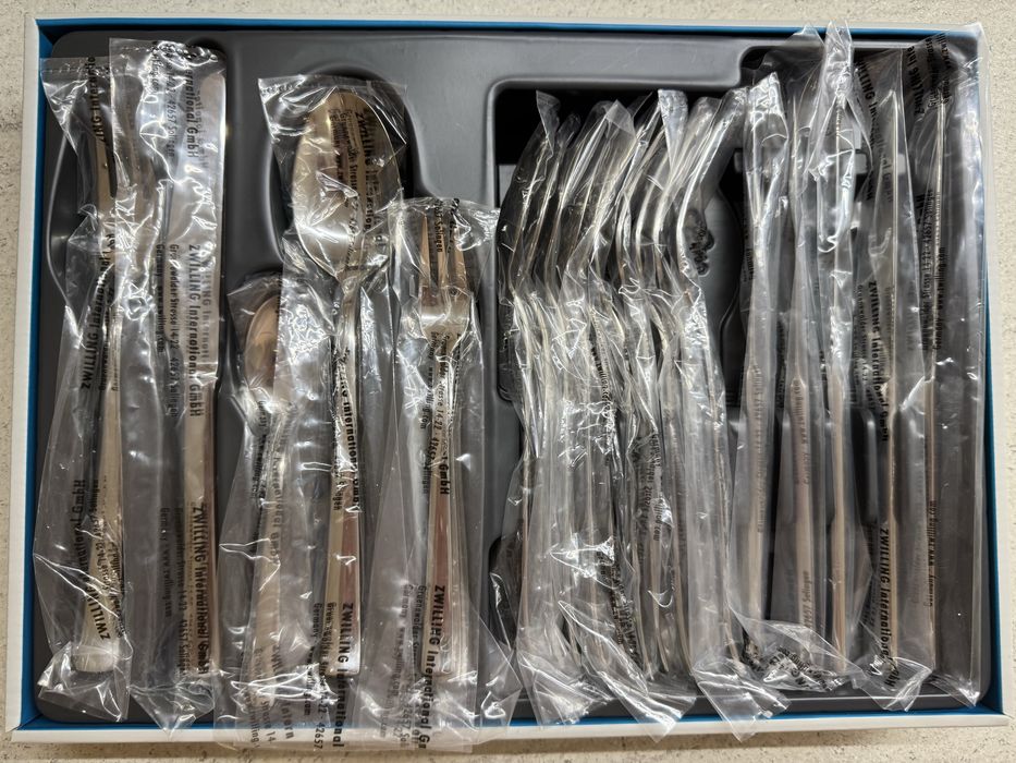 Set tacamuri inox 30 piese