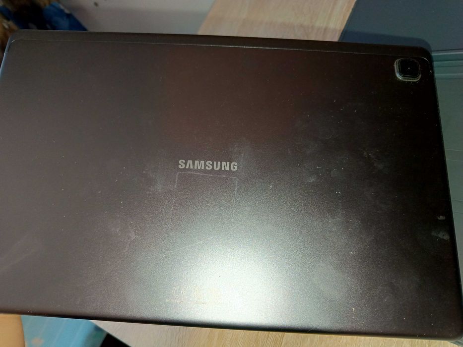 Продам Самсунг Таб А7