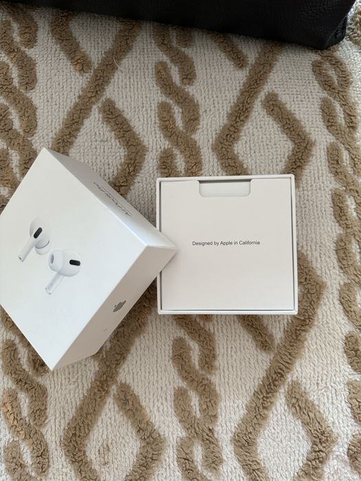airpods pro 2023