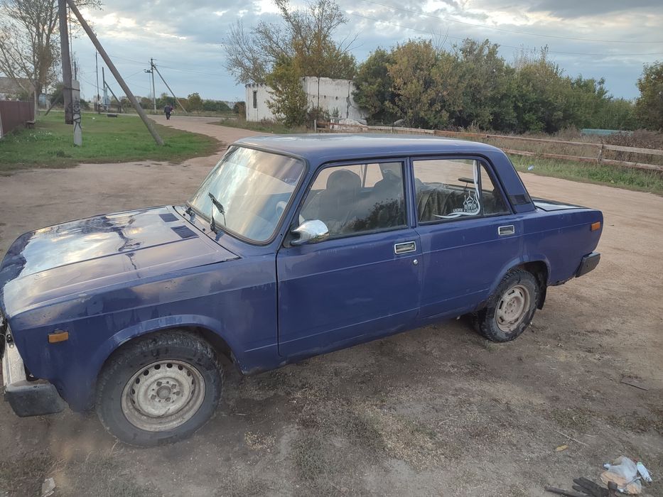 Продаю ВАЗ 2105.