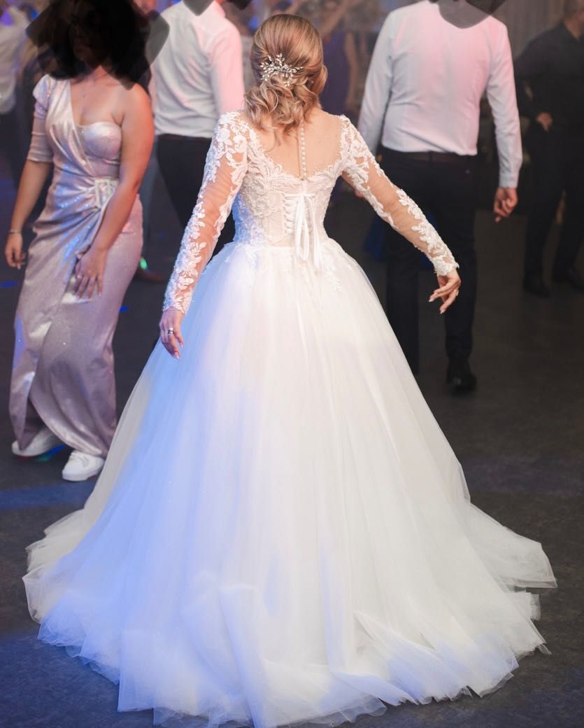 Vand rochie de mireasa