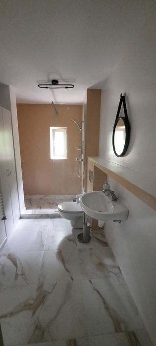 Inchiriez apartament locuibil/ spatiu Bucur Obor
