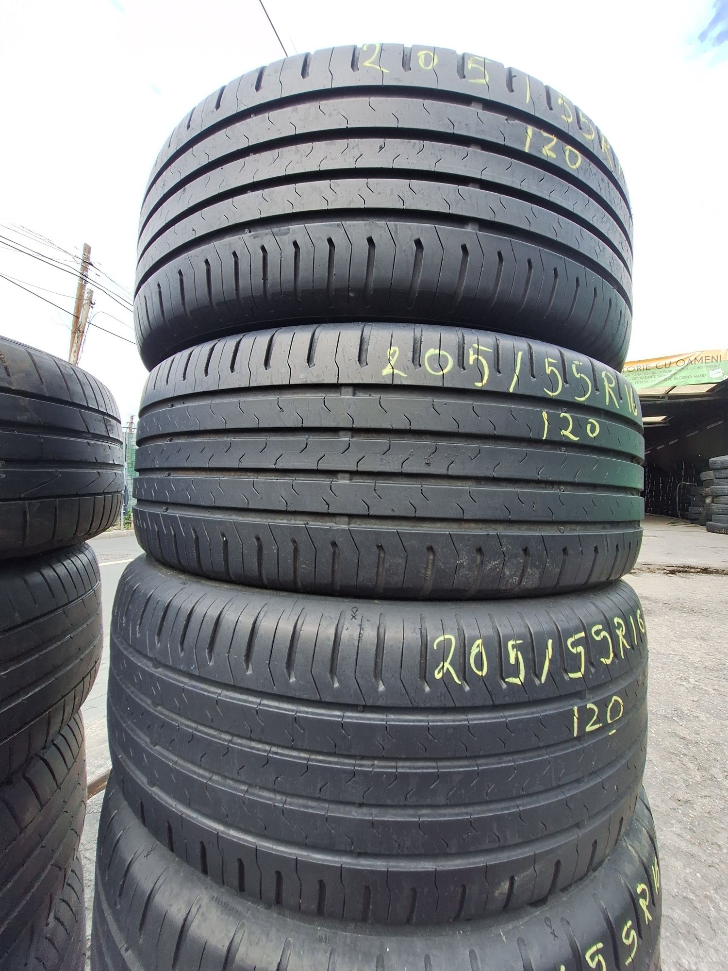 2, 4  anvelope vara 205/55r16 Continental      Montaj Gratuit