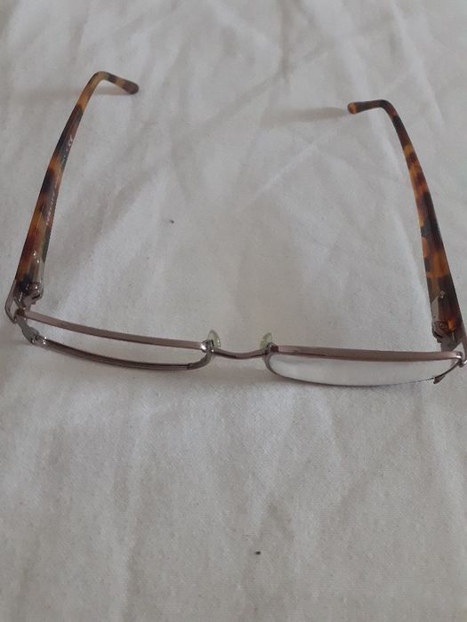 Vând rame ochelari vedere damă,marca VERSACE,Made in Italy,originali.