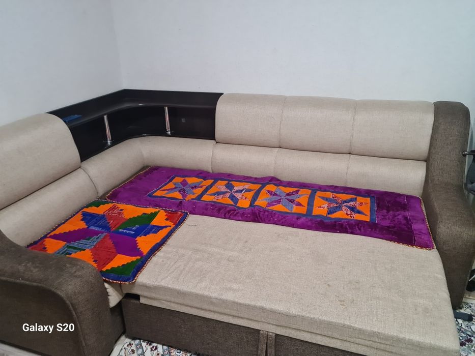 Продам угловой диван