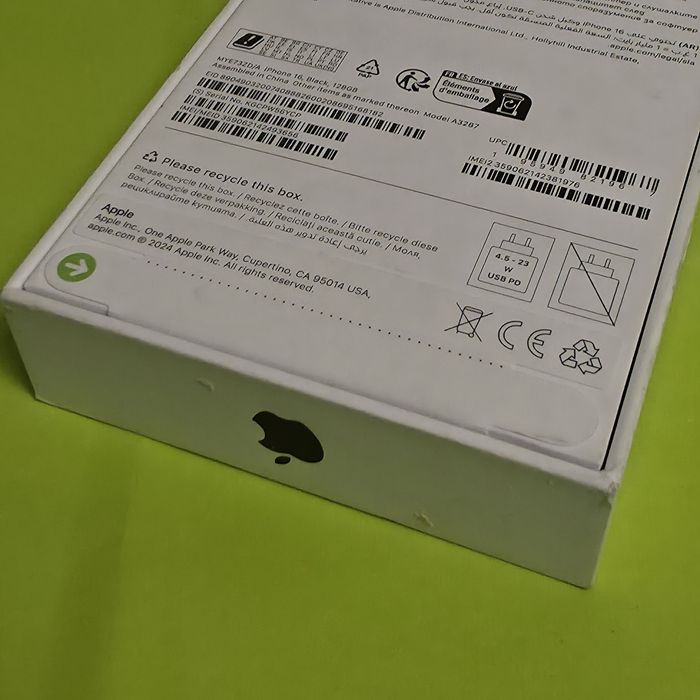 ЗАПЕЧАТАН 128GB iPhone 16  Гаранция от Yettel 3г. до 2028 Black
