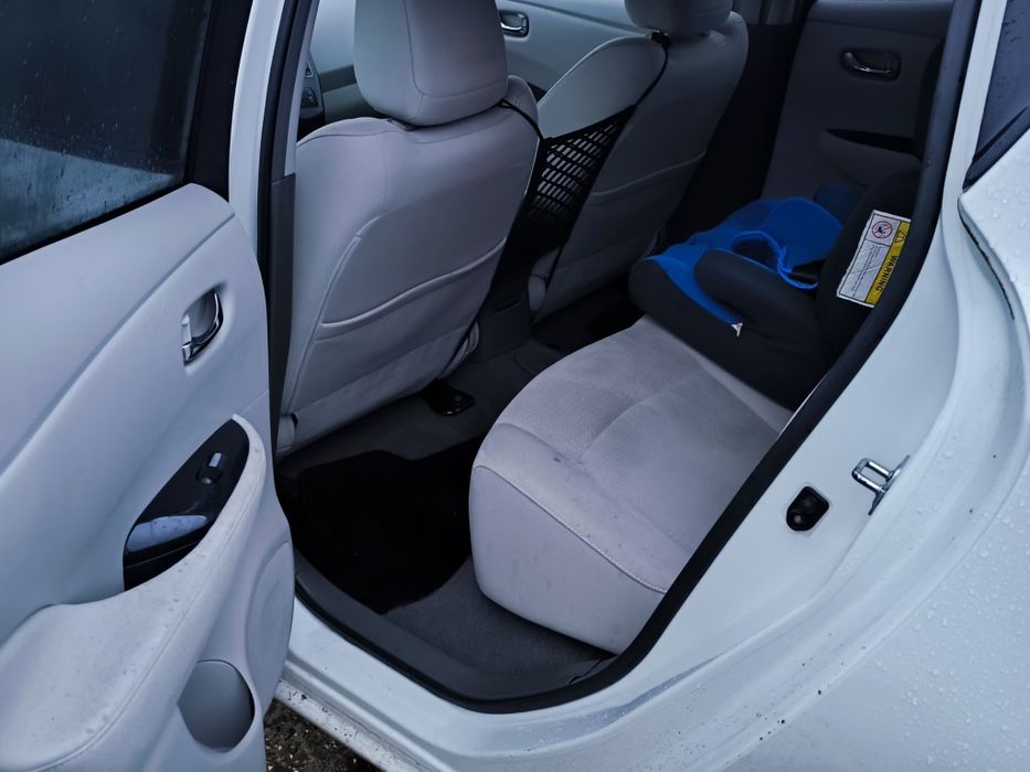 Nissan Leaf mașina anului 2011