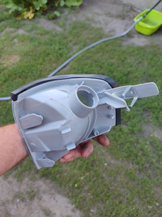 Продам запчасти на Mercedes c180W202